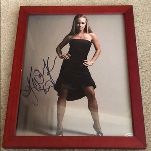 Kendra Wilkinson autographed picture